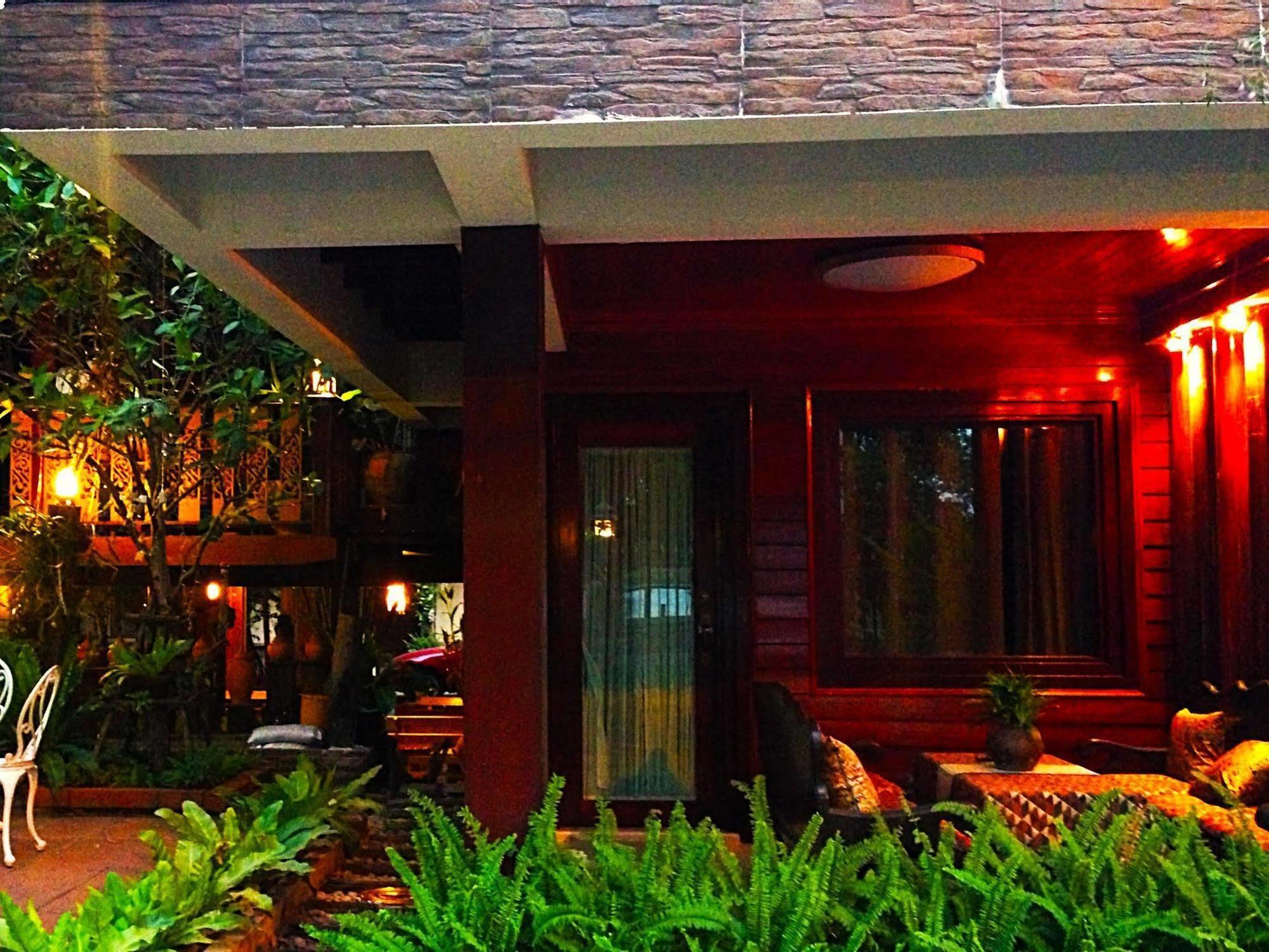 Baifern Homestay Phra Nakhon Si Ayutthaya Zewnętrze zdjęcie